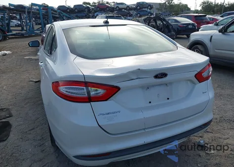 2013 Ford Fusion Se z USA, uszkodzony, nr VIN 3FA6P0H73DR315670